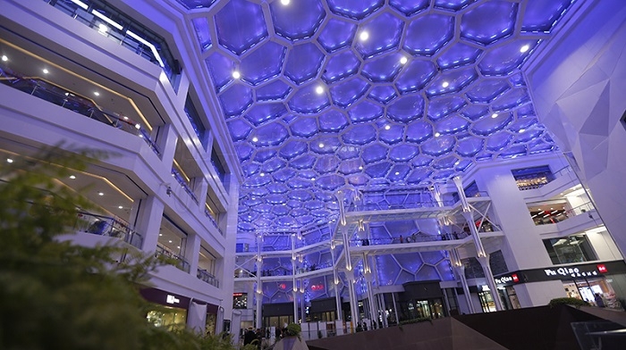 ETFE膜結構一定要用鋁合金支架固定支撐系統(tǒng)嗎？