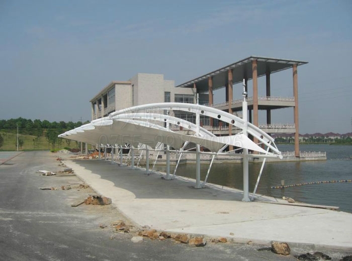 小型膜結(jié)構(gòu)車棚-深圳市燁興膜結(jié)構(gòu)工程有限公司 小型膜結(jié)構(gòu)車棚.jpg