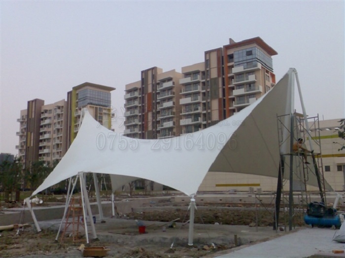 PTFE景觀張拉膜-燁興膜結(jié)構(gòu) PTFE景觀張拉膜.jpg