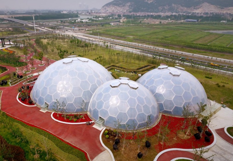 膜結(jié)構(gòu)建筑的特點(diǎn)：環(huán)保節(jié)能、防火抗震、自潔功能