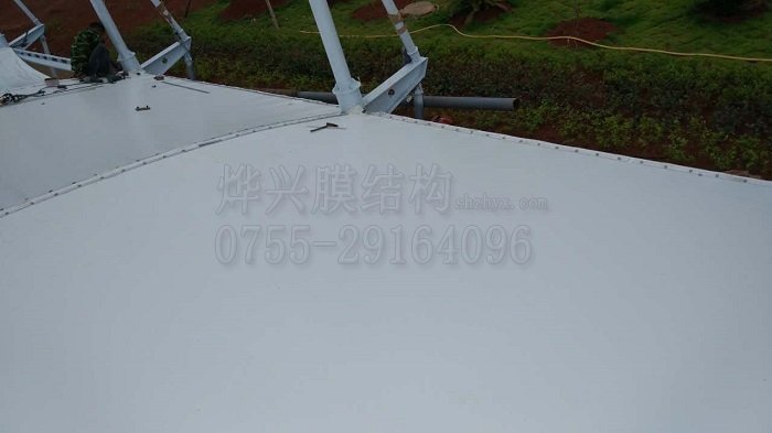 燁興韶關(guān)南雄膜結(jié)構(gòu)車棚膜安裝進(jìn)度報告