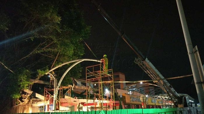 客運站膜結(jié)構(gòu)通道雨棚施工.jpg