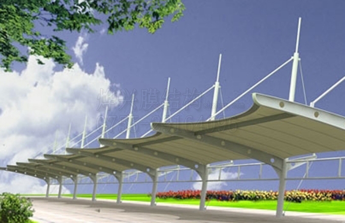 抗風膜結(jié)構(gòu)車棚-燁興膜結(jié)構(gòu) 抗風膜結(jié)構(gòu)車棚.jpg